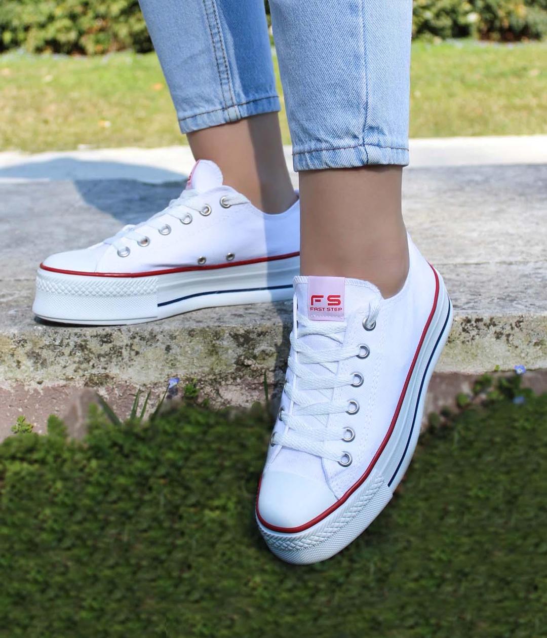 White Woman Sneaker Shoe 620ZA1907