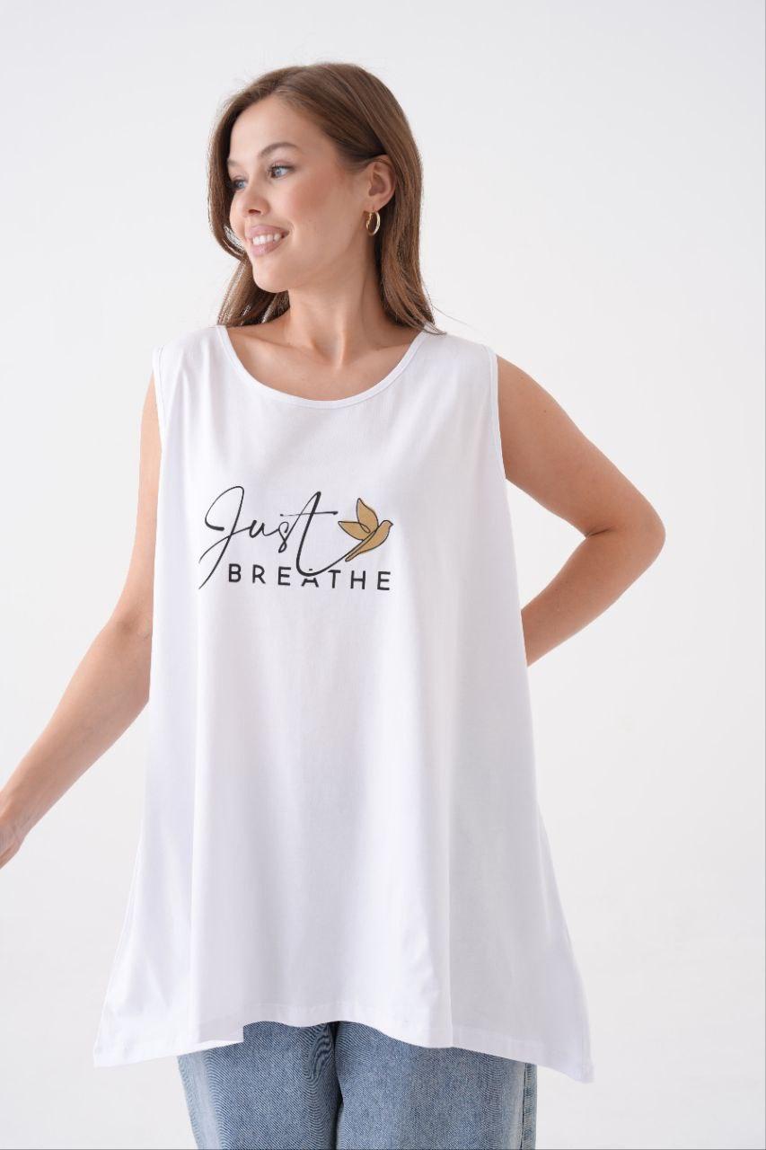 Beyaz  Just Breathe  Yazılı Kuş Detaylı Geniş Kesim Kolsuz Bluz