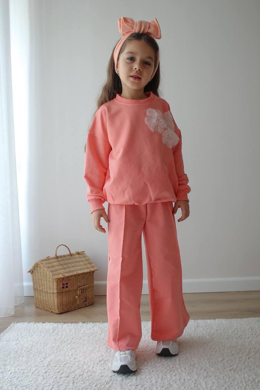 Elegance and Comfort Together: Girls' Sweatshirt Sets